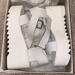 Steve Madden Lake Platforms